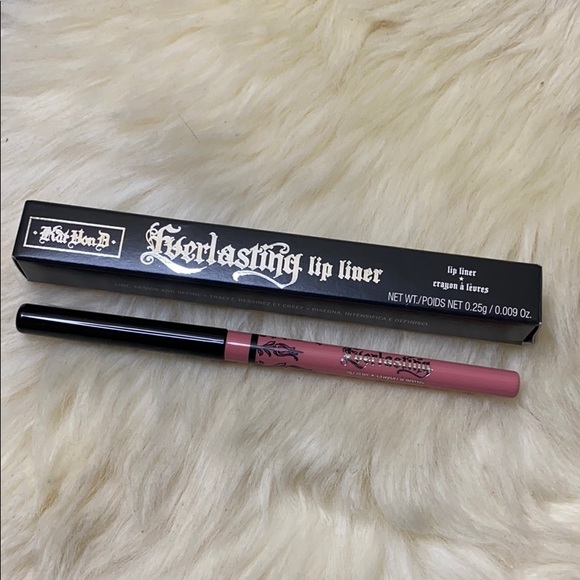 2/$25 ✨Kat Von D Everlasting Lip Liner in Muse ✨ - Picture 7 of 8
